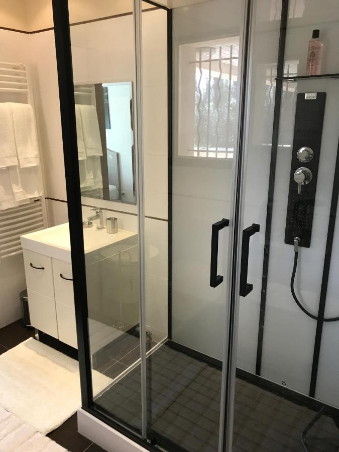 지베르니 Rose Garden Mezzanine B&B 외부 사진